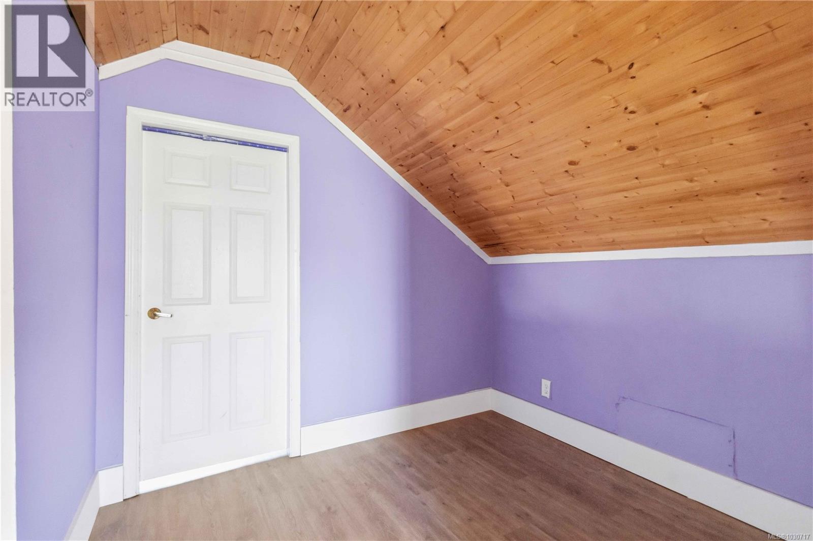 938 Hereward Rd, Victoria