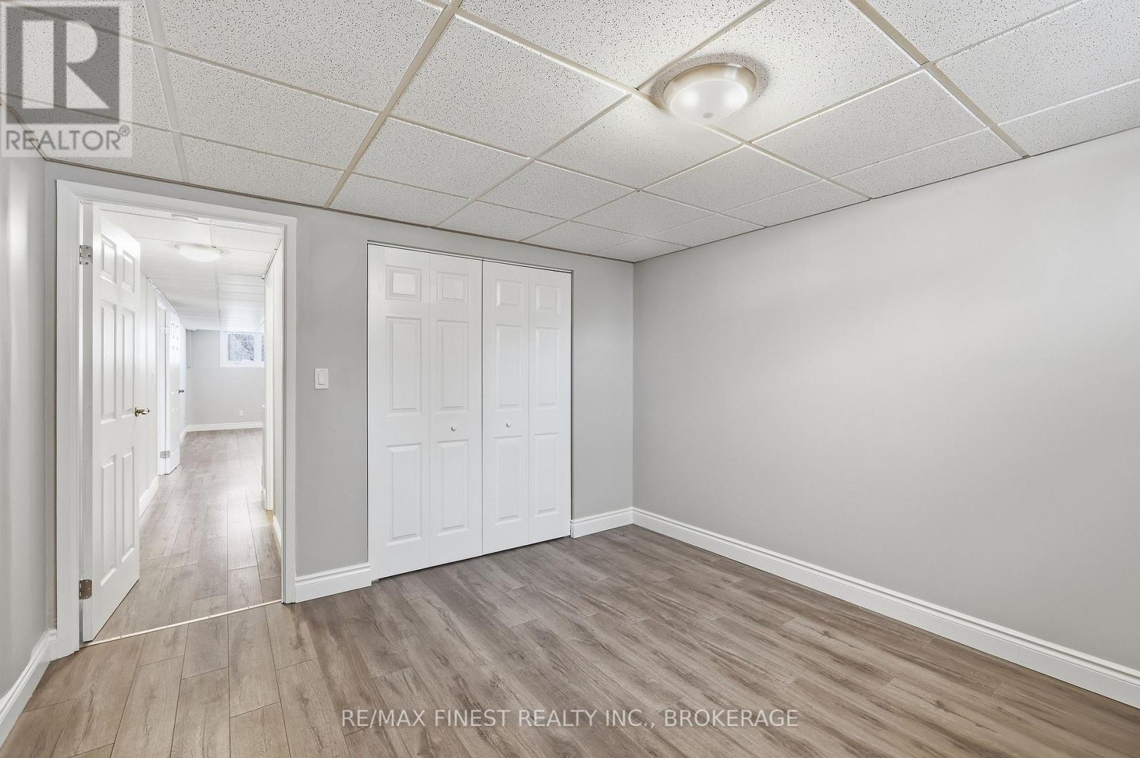 295 OWENS CRESCENT — photo 41