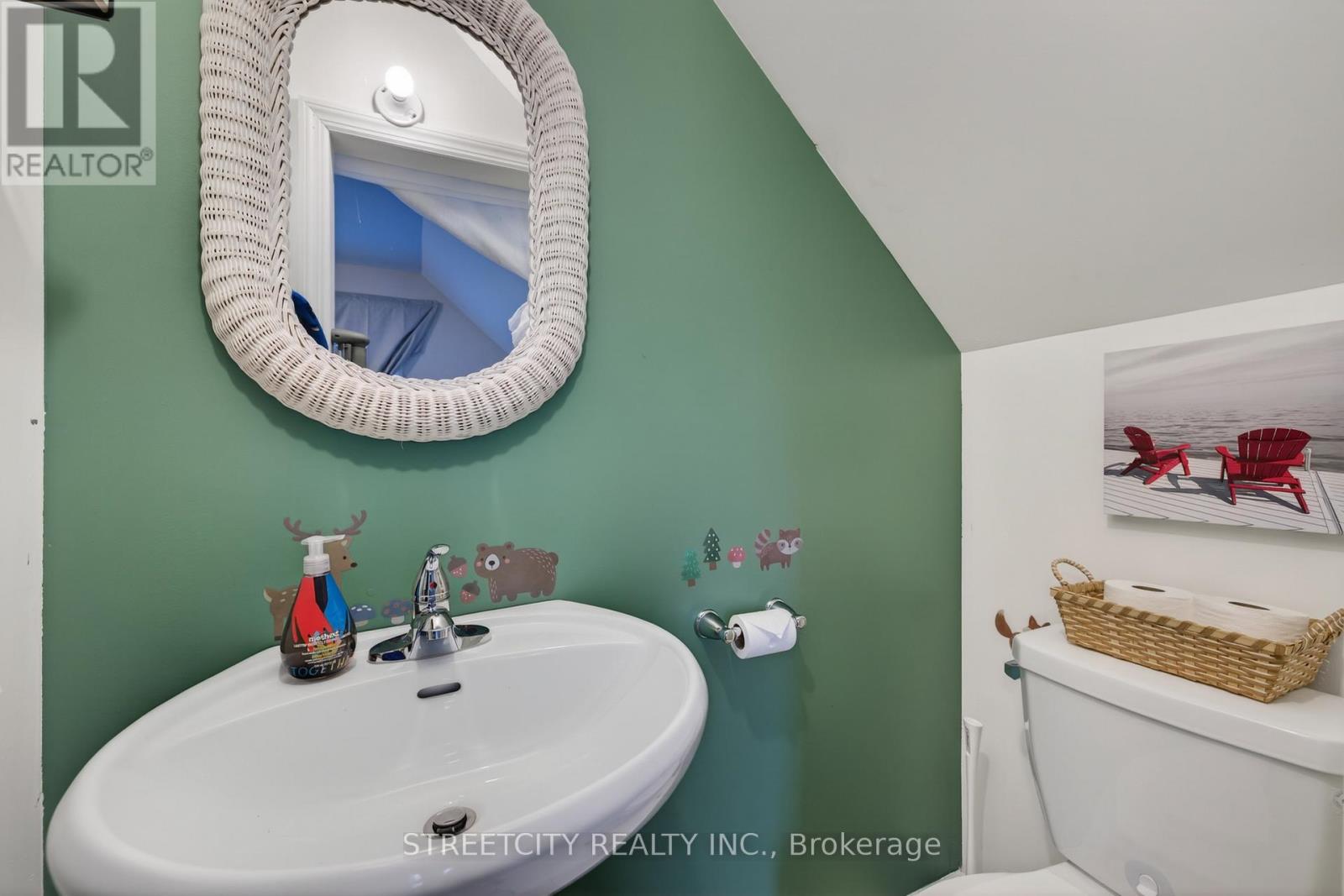 12 PEARL STREET Property Photo