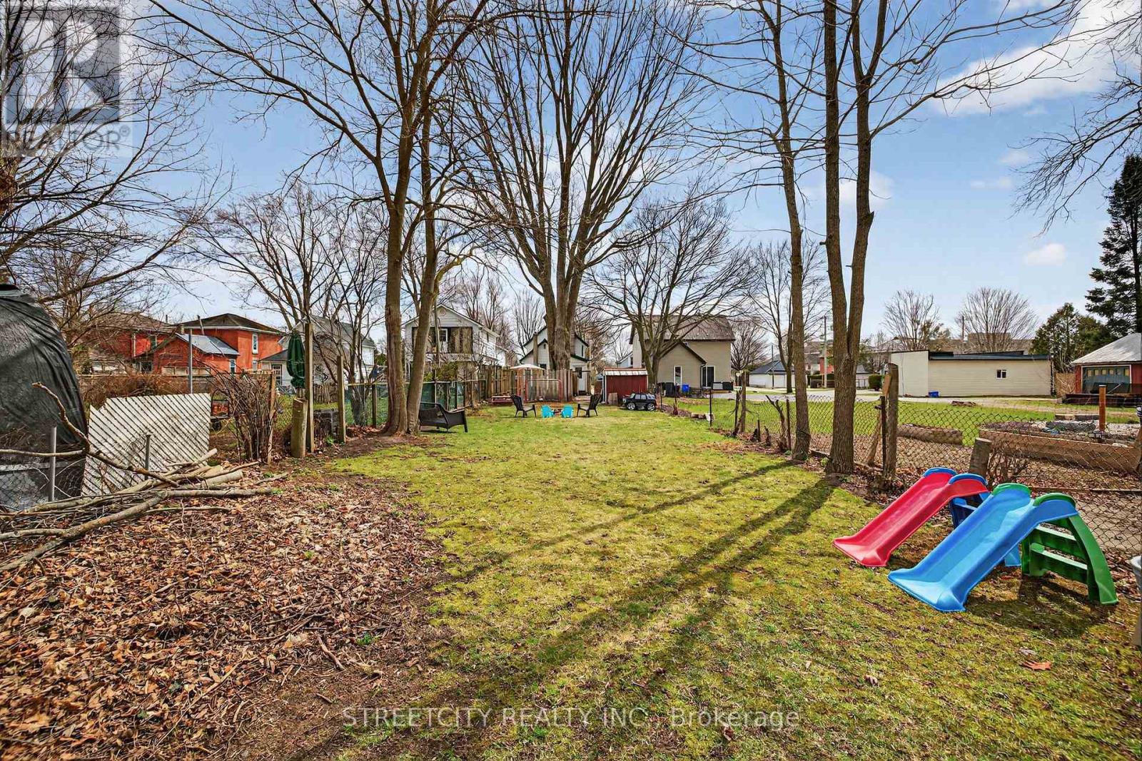 12 PEARL STREET Property Photo