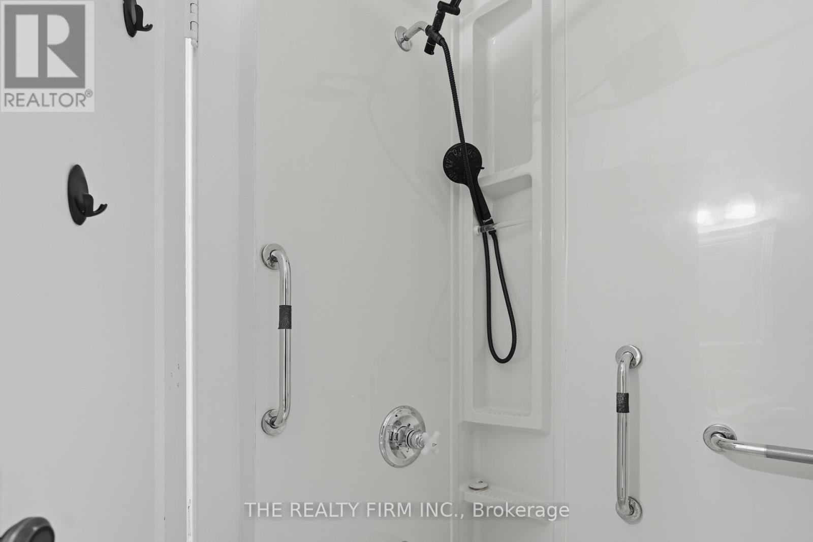 460 MOORE STREET Property Photo