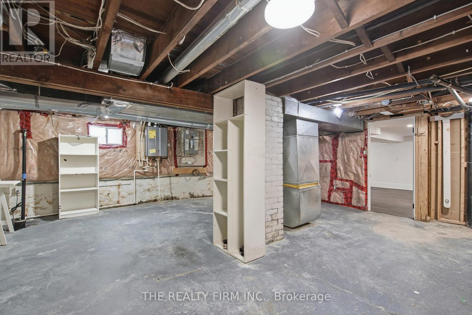 460 MOORE STREET Property Photo