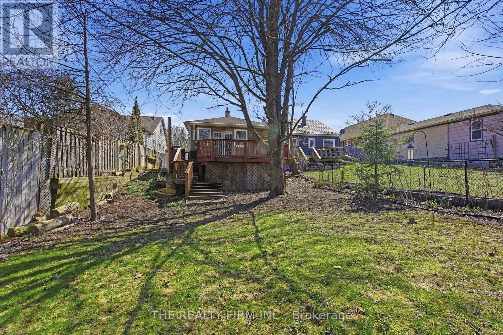 460 MOORE STREET Property Photo