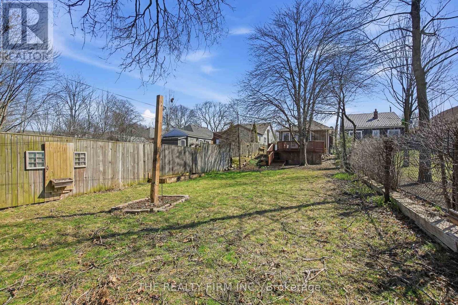 460 MOORE STREET Property Photo