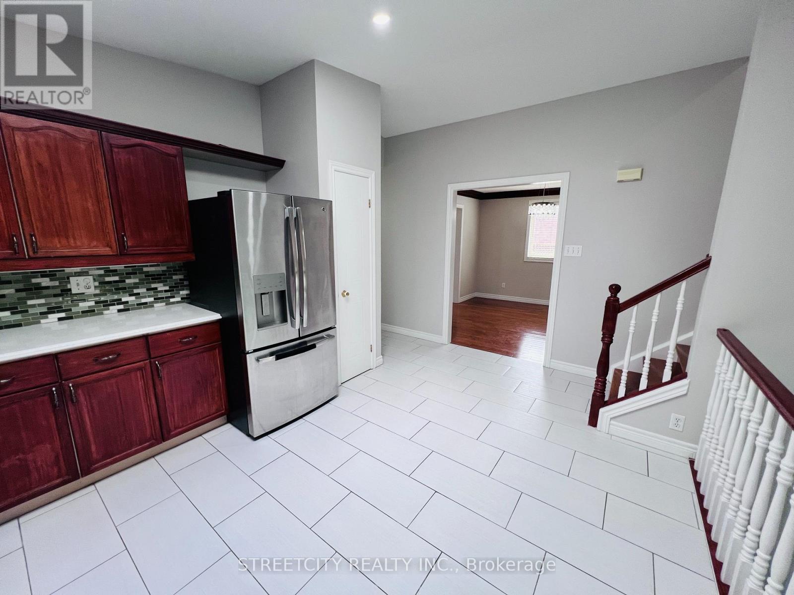 1279 ALDERSBROOK ROAD Property Photo