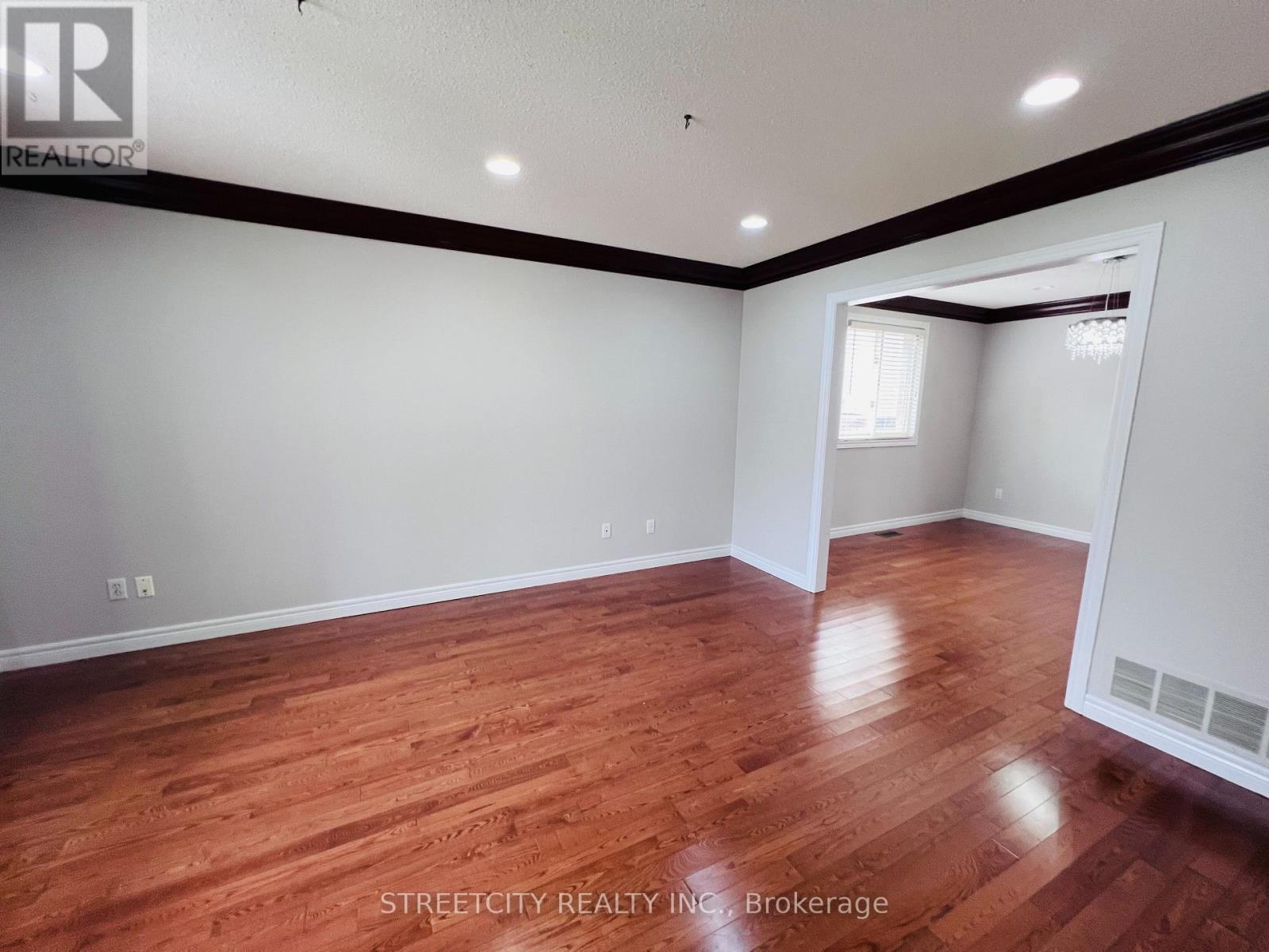 1279 ALDERSBROOK ROAD Property Photo