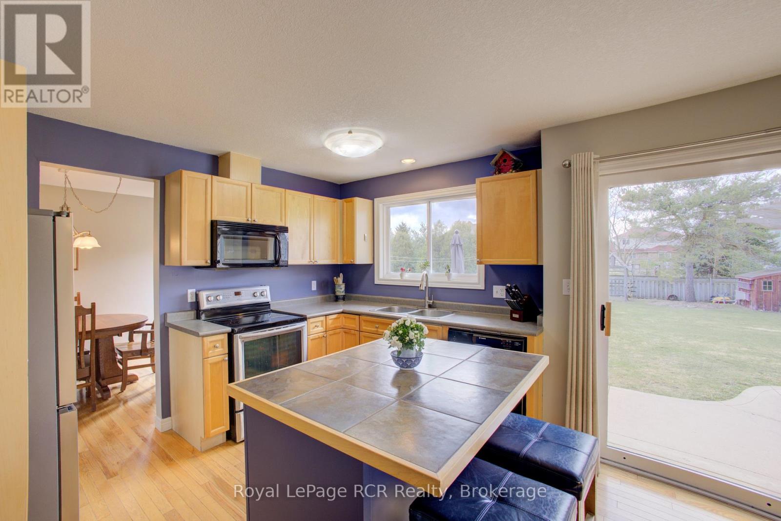 232 CONESTOGA STREET N - 14