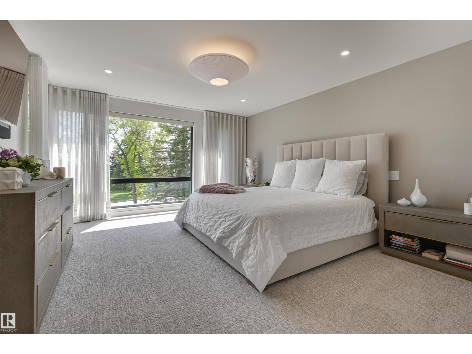 13508 RAVINE DR NW, Edmonton