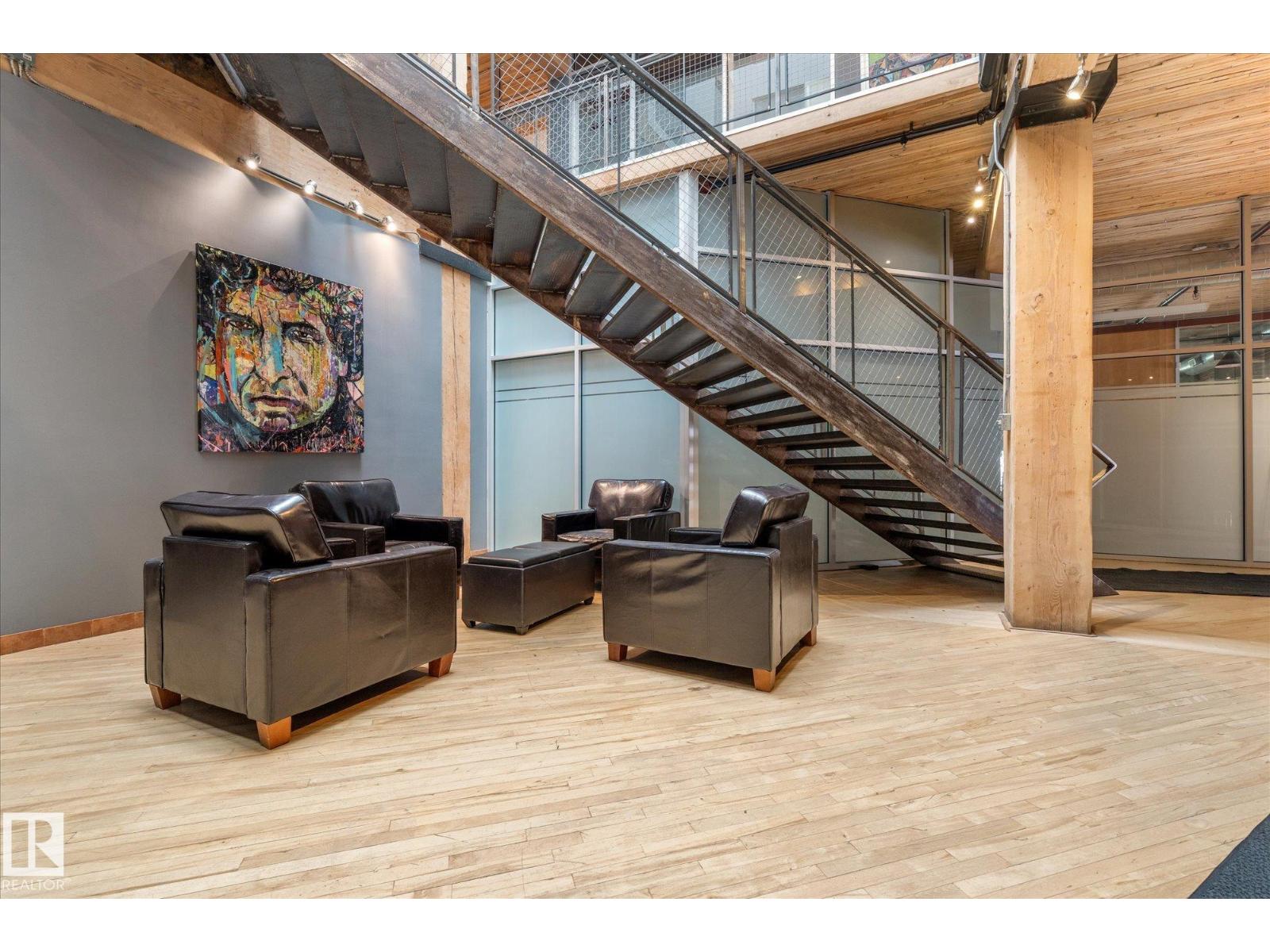 #310 10301 109 ST NW, Edmonton