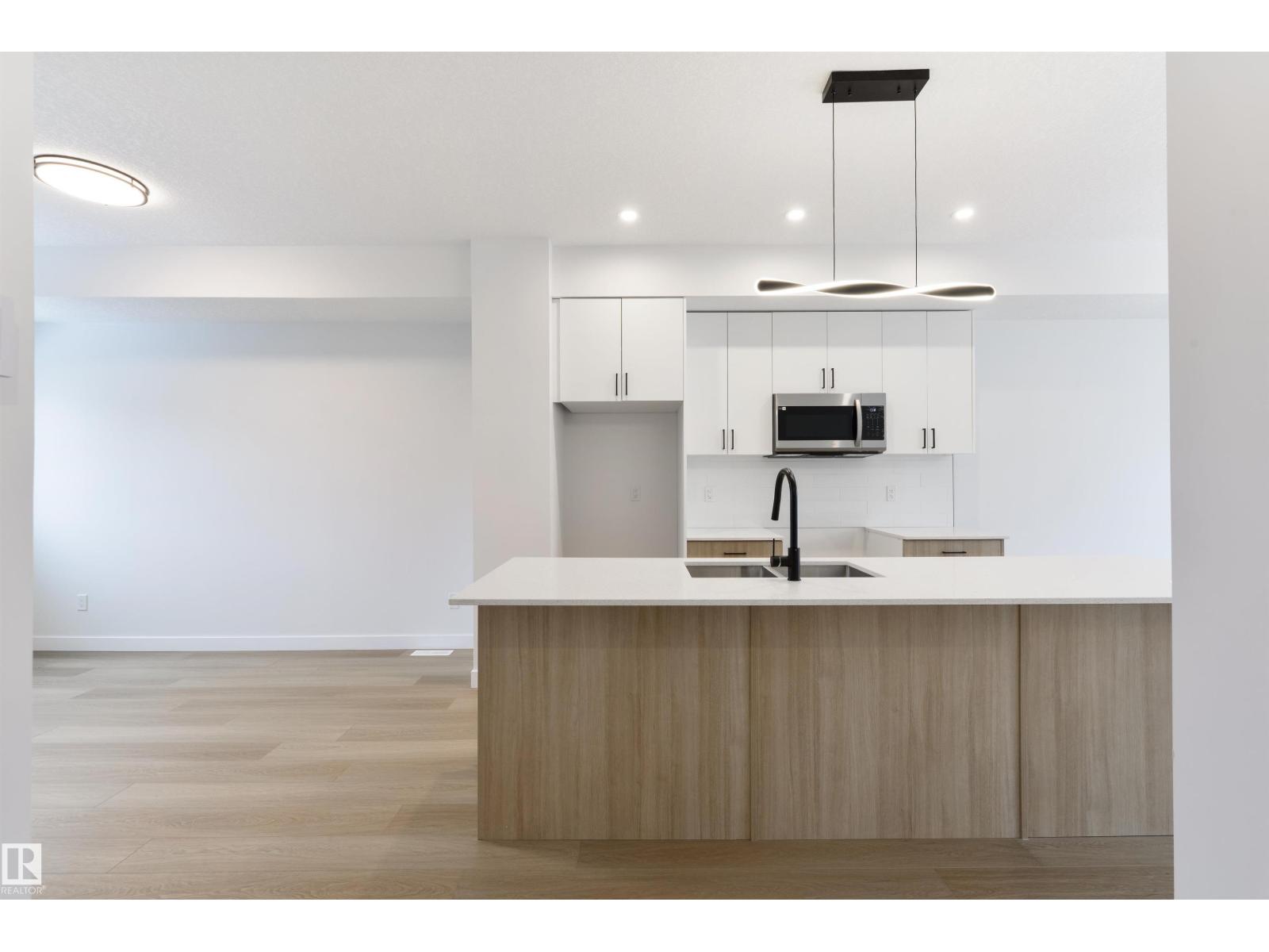 #49 18120 28 AVE SW, Edmonton