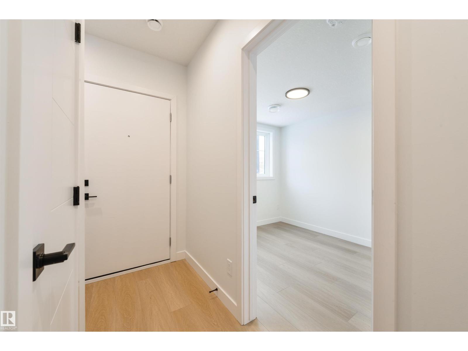 #49 18120 28 AVE SW, Edmonton