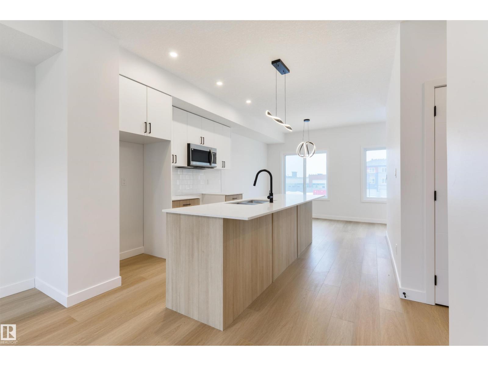 #49 18120 28 AVE SW, Edmonton