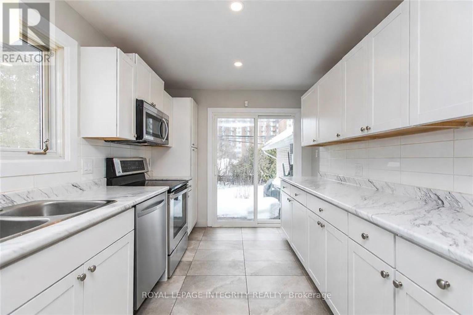 1152 TAWNEY ROAD - 11