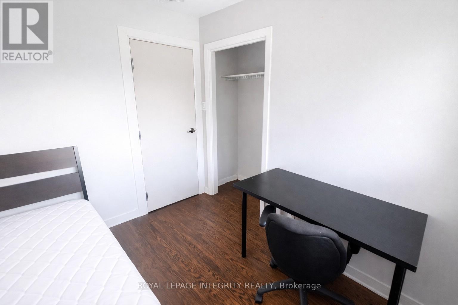 1152 TAWNEY ROAD - 22