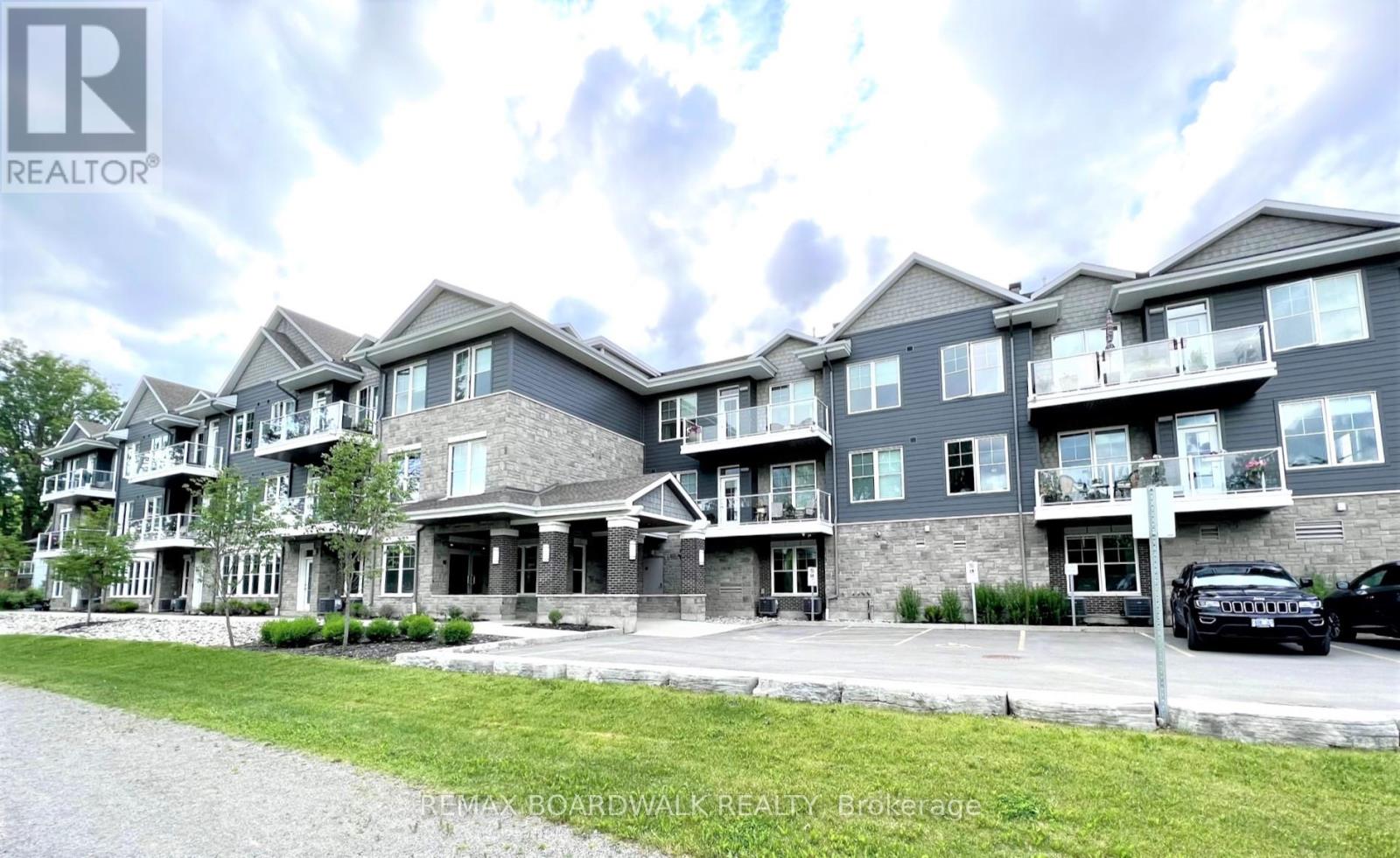 108 - 10 JAMES STREET