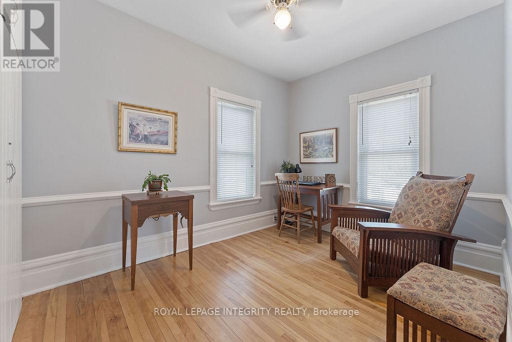 72 LAKESHORE DRIVE - 19
