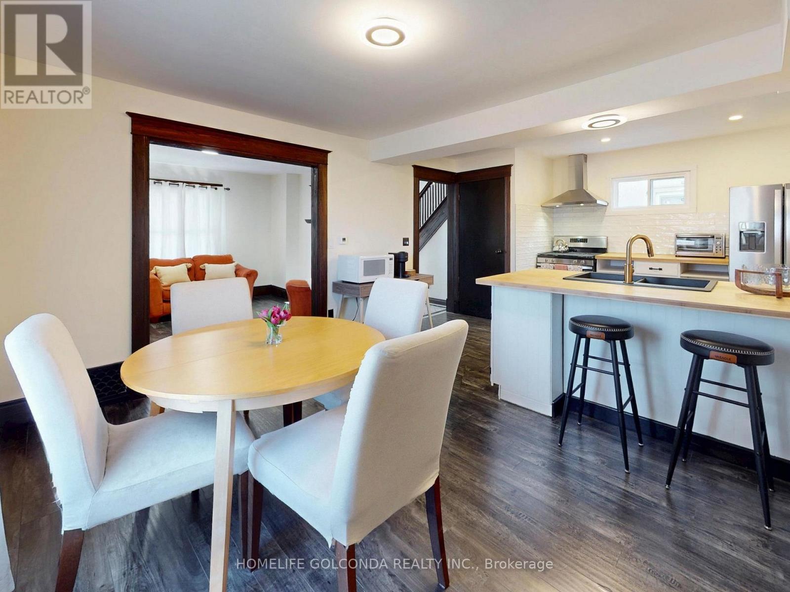 27 WOODLAND AVENUE - 10