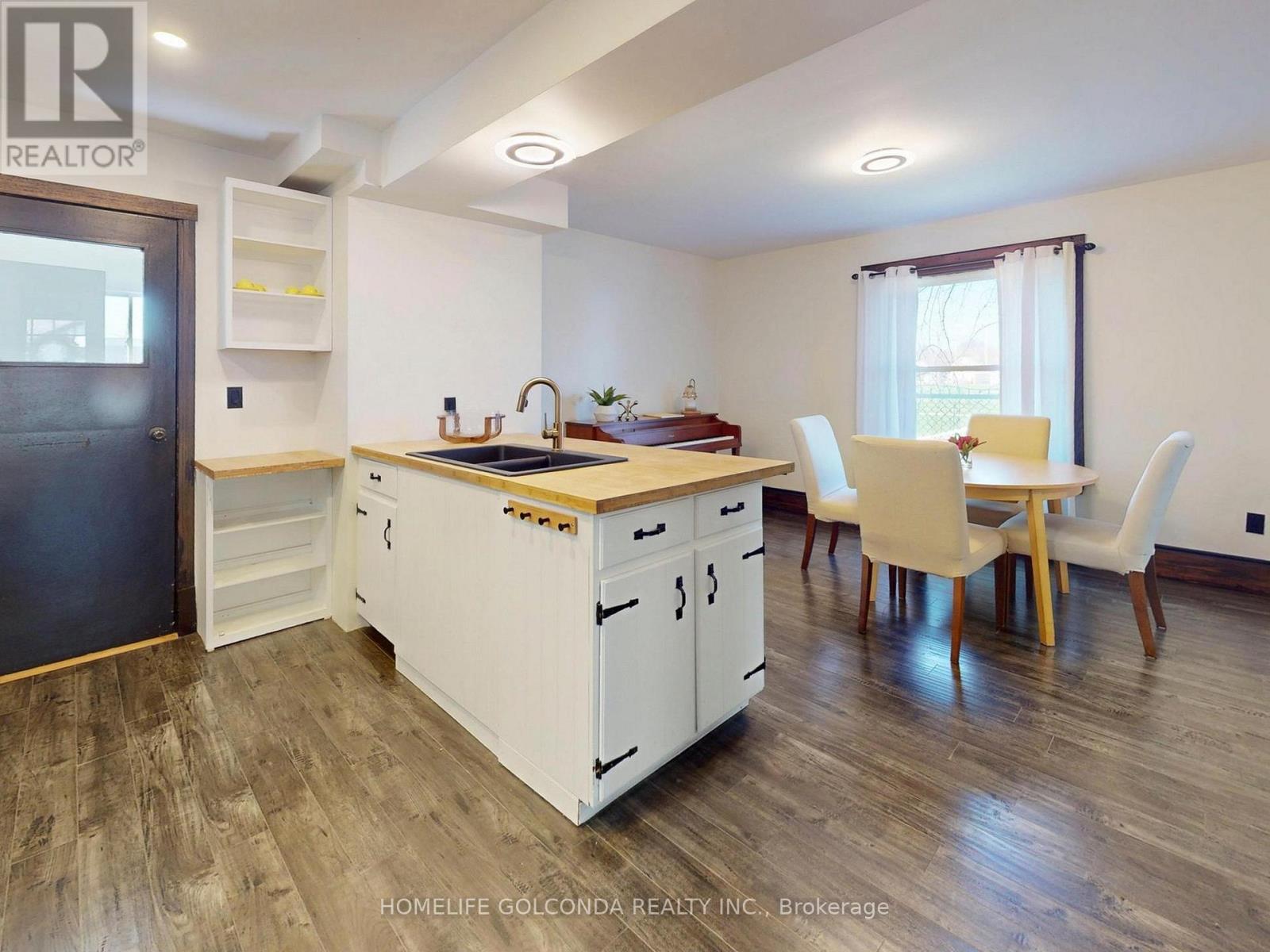 27 WOODLAND AVENUE - 15