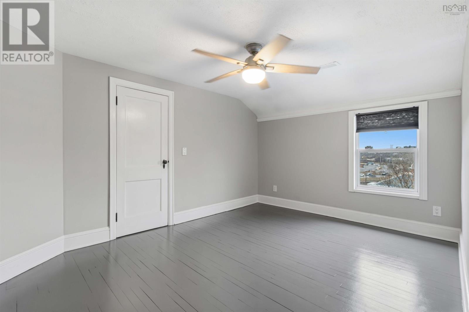 35 MCFATRIDGE ROAD - 21