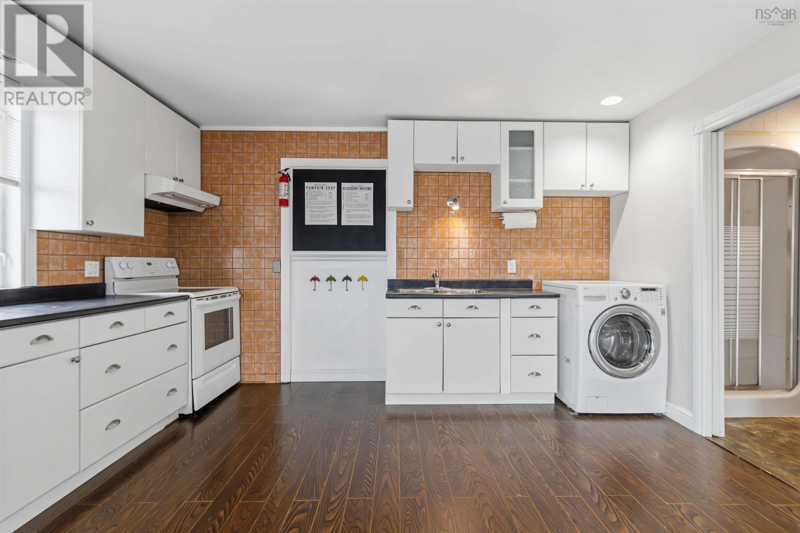 35 MCFATRIDGE ROAD - 34