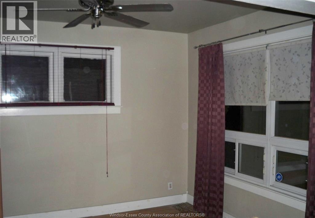 427 GLADSTONE AVENUE - 3