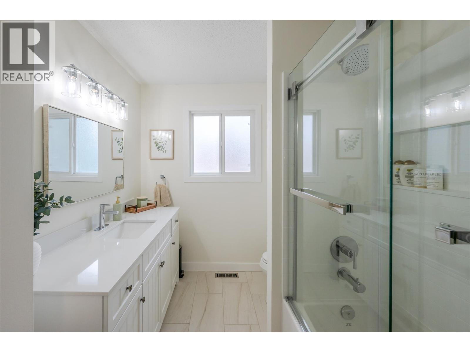  1584 BEATTY Street, Penticton