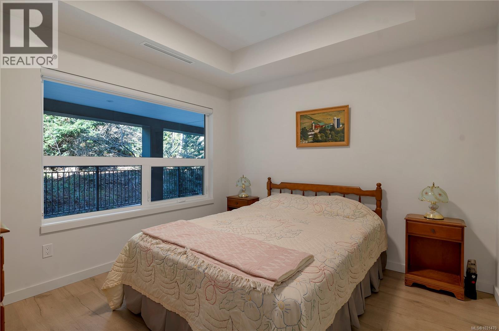 304 536 Island Hwy S, Campbell River