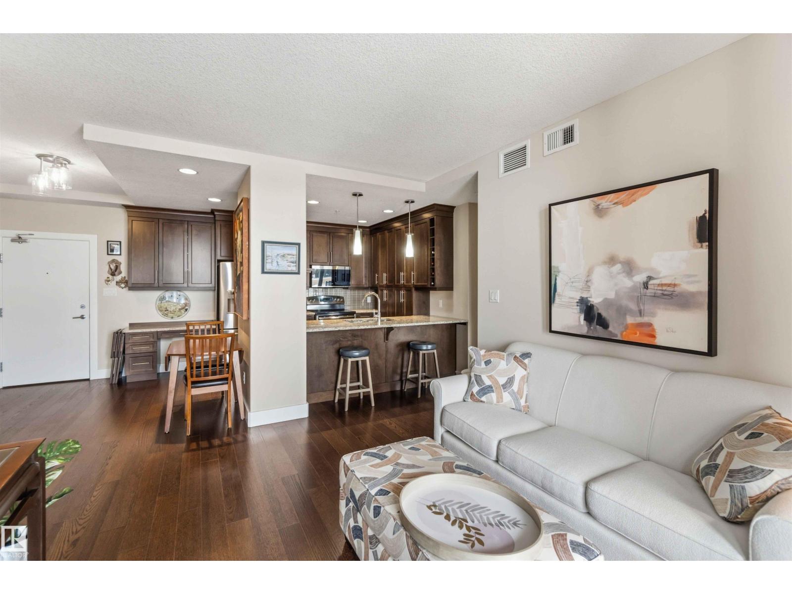 #212 11080 ELLERSLIE RD SW, Edmonton