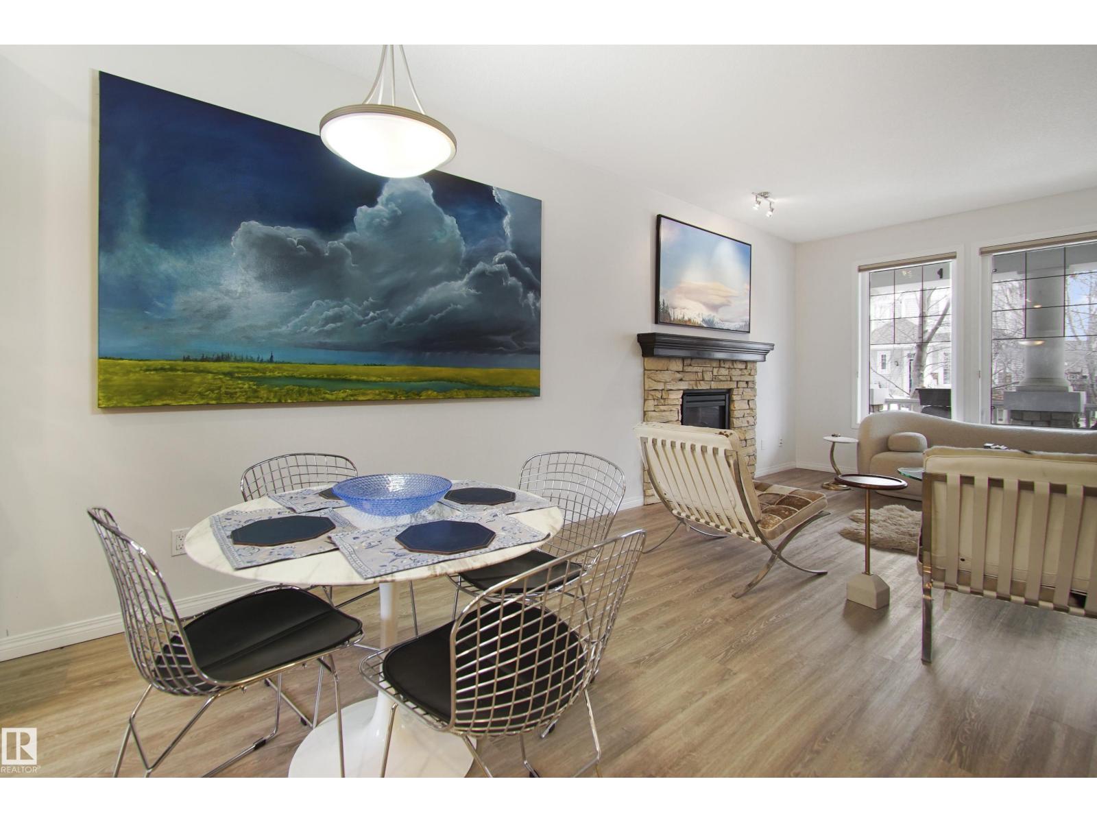 2028 74 ST SW, Edmonton