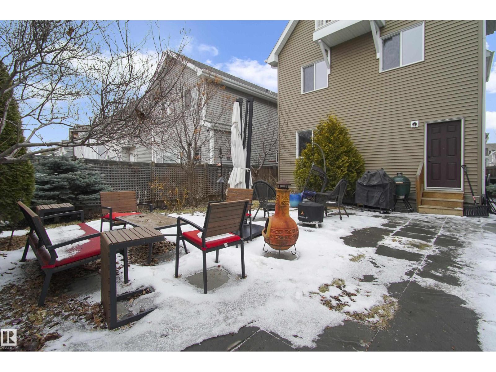 2028 74 ST SW, Edmonton