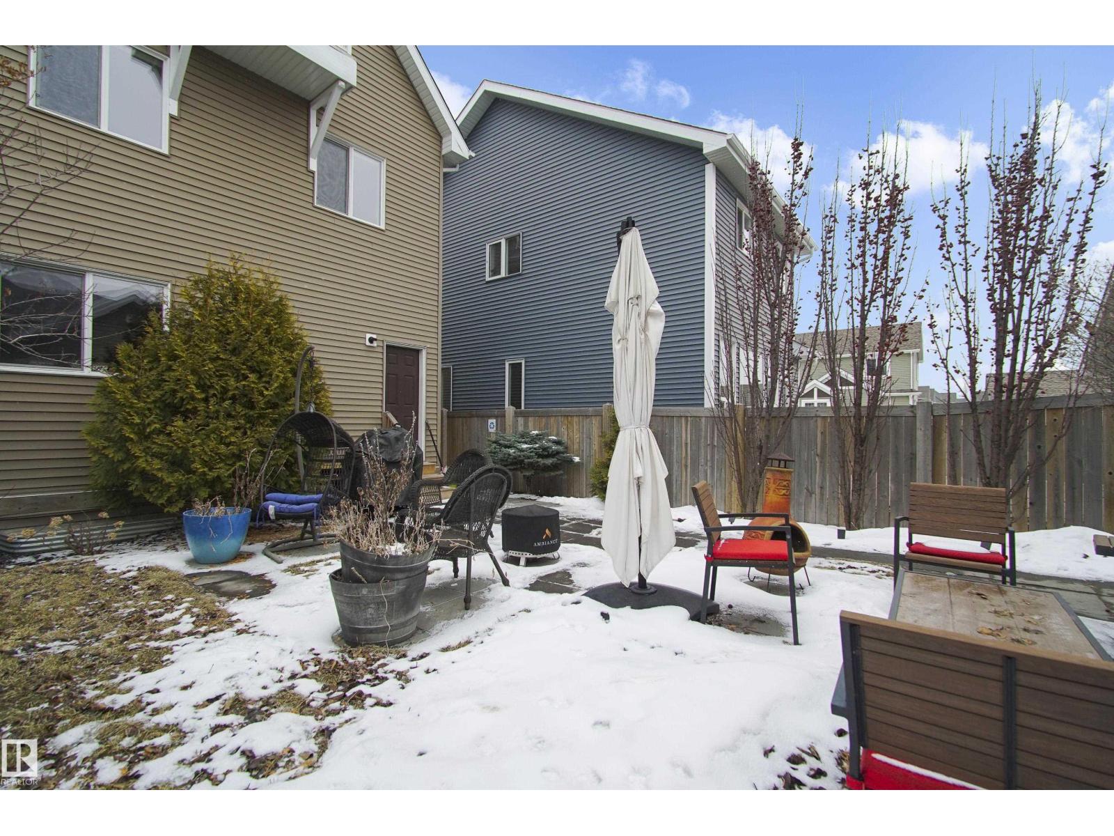 2028 74 ST SW, Edmonton