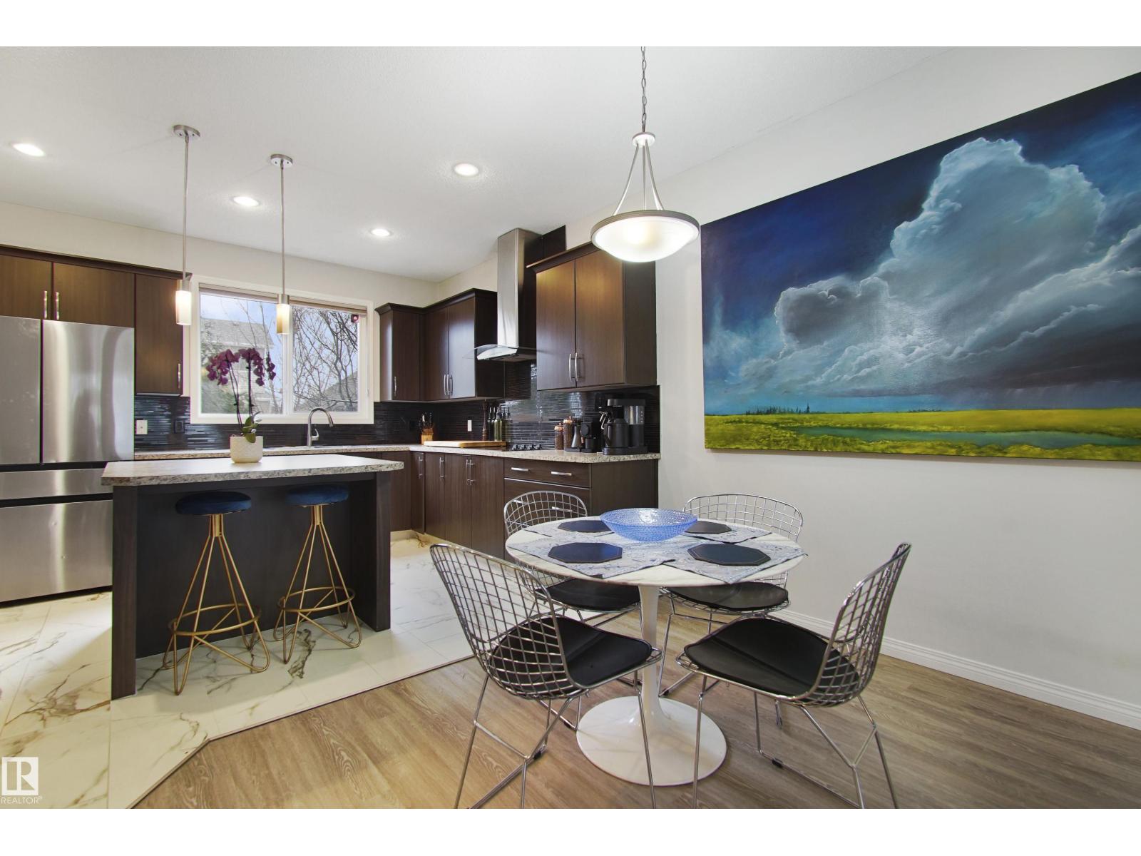 2028 74 ST SW, Edmonton