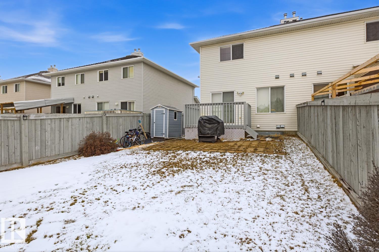 5913 164 AV NW, Edmonton