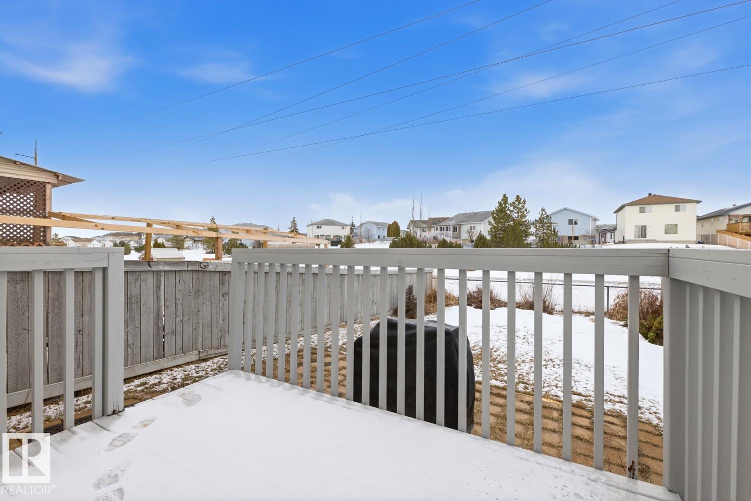 5913 164 AV NW, Edmonton