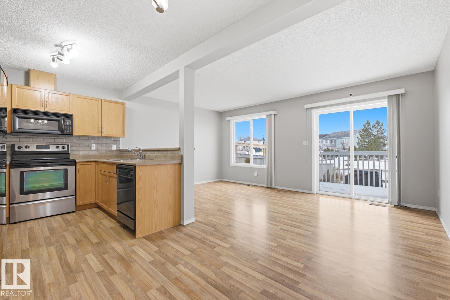 5913 164 AV NW, Edmonton