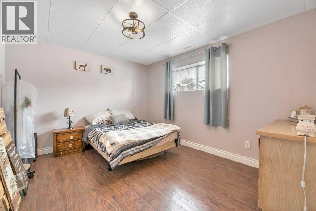 
          1905 Strathcona Terrace
            <br/>
            <span>Strathmore</span>
            , 
            <span>AB</span>
             <span>T1P1S1</span>
         - Photo 26