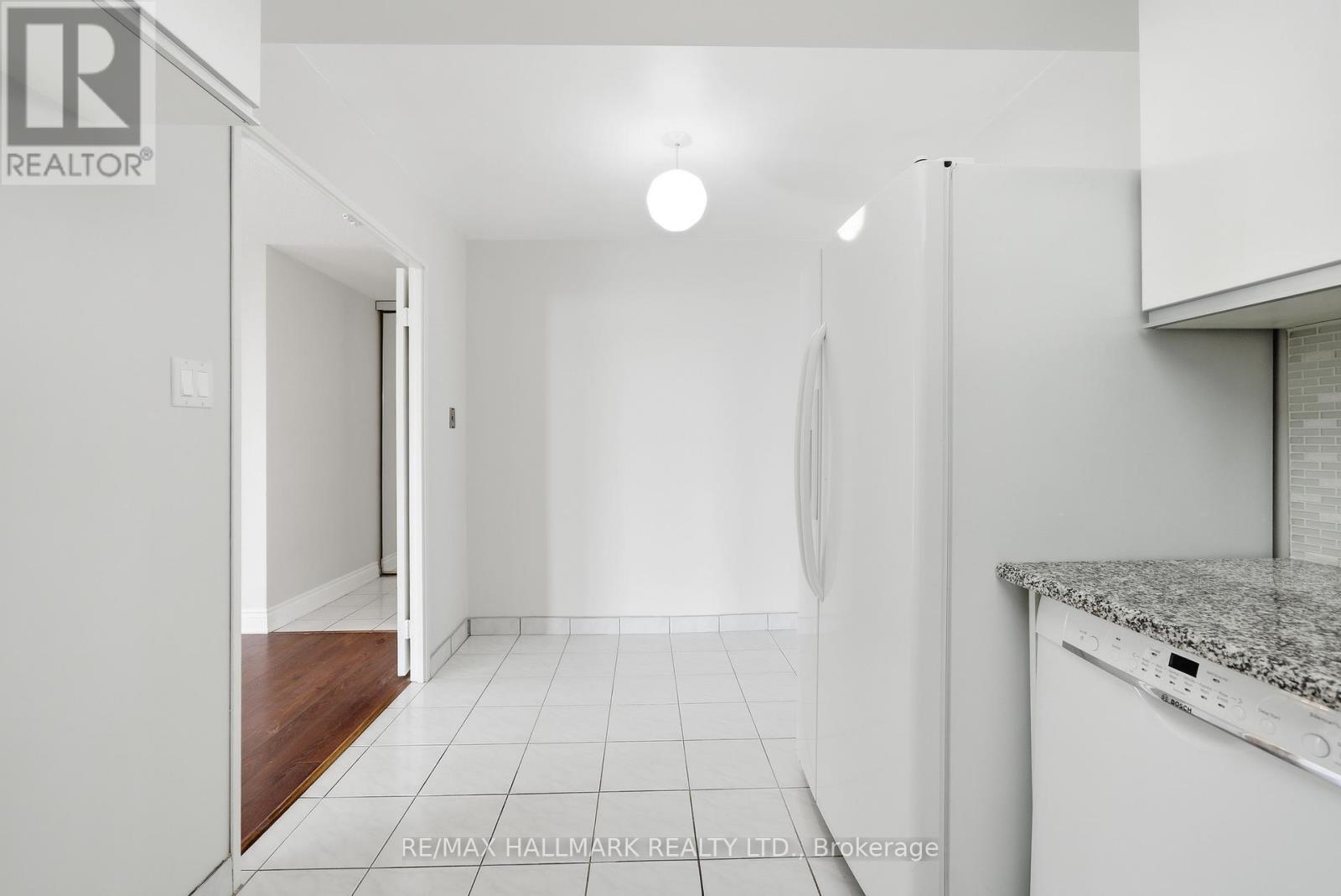 #2002 215 WYNFORD DRIVE - 12