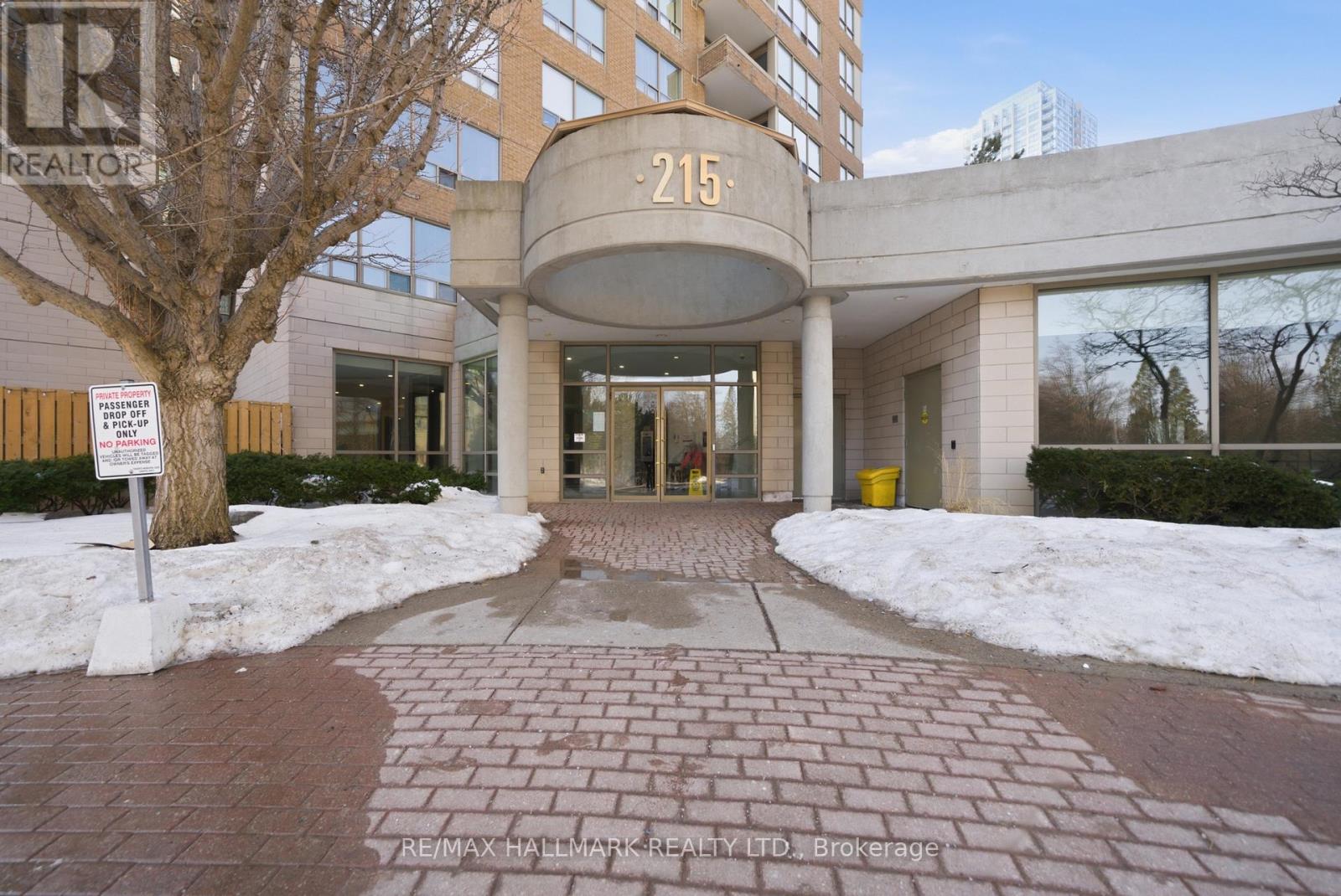 #2002 215 WYNFORD DRIVE - 3