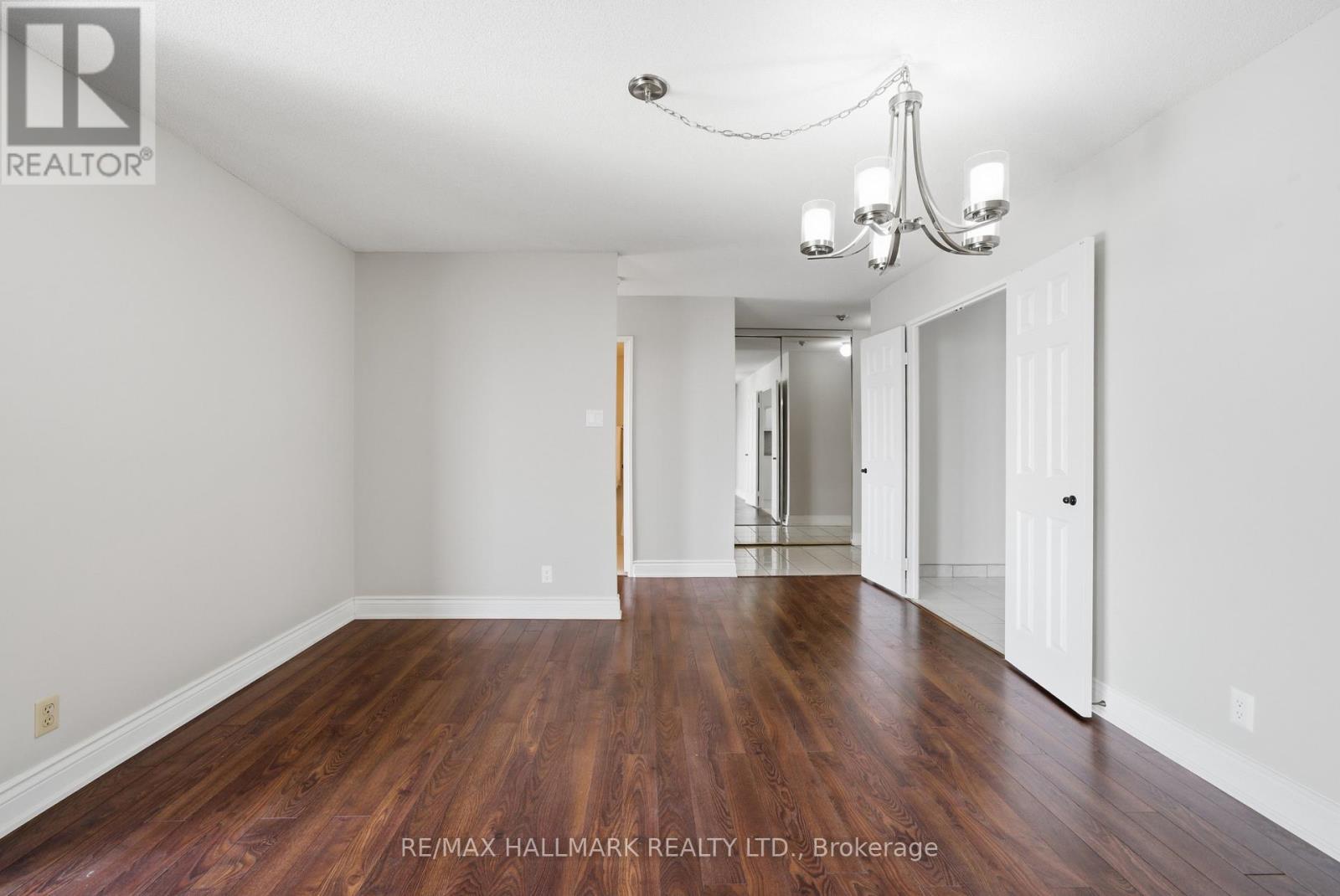 #2002 215 WYNFORD DRIVE - 8