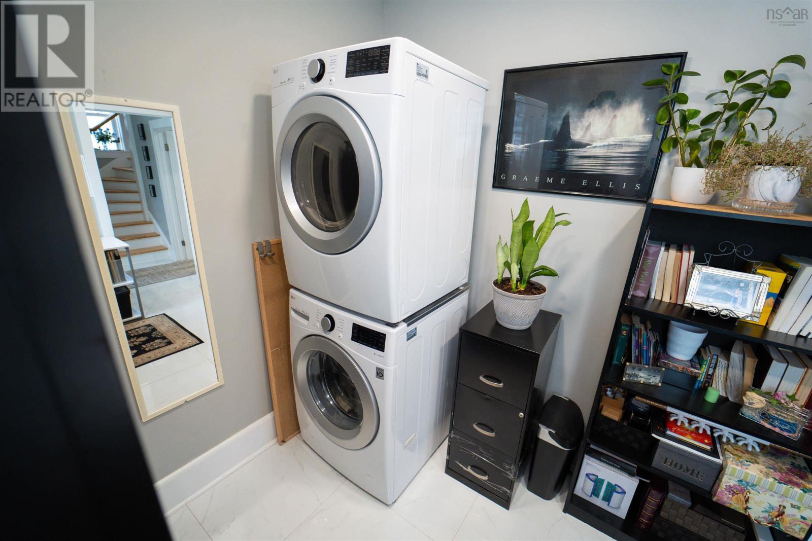 Property 13 of 48 of 33 Pleasant Street