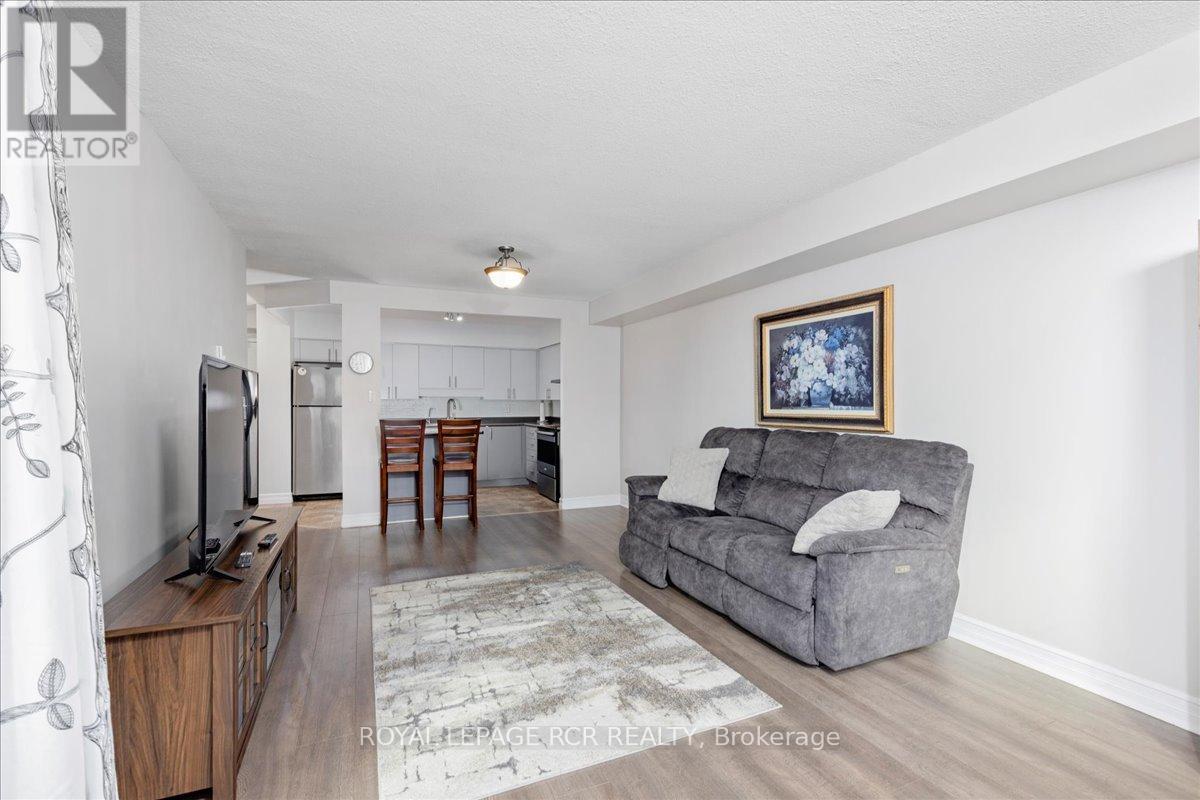 #613 260 DAVIS DRIVE - 16