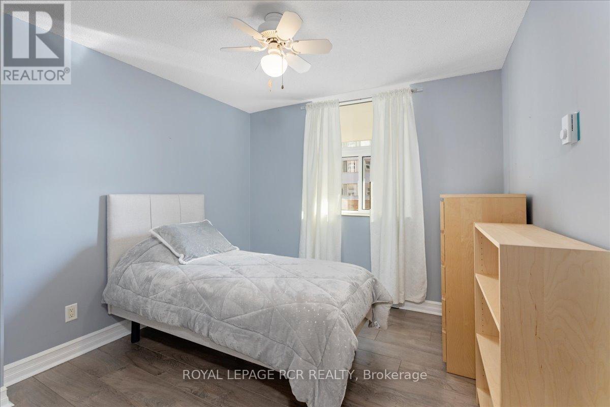#613 260 DAVIS DRIVE - 20