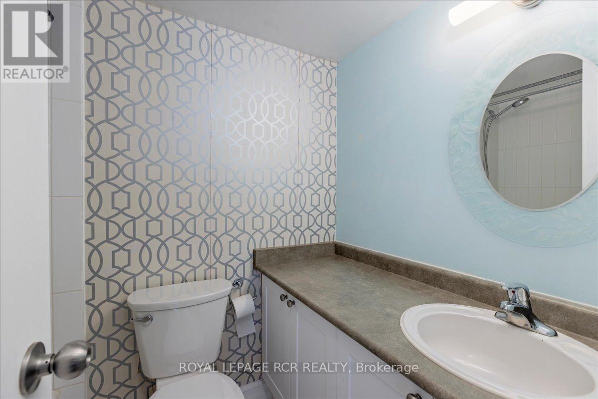 #613 260 DAVIS DRIVE - 19