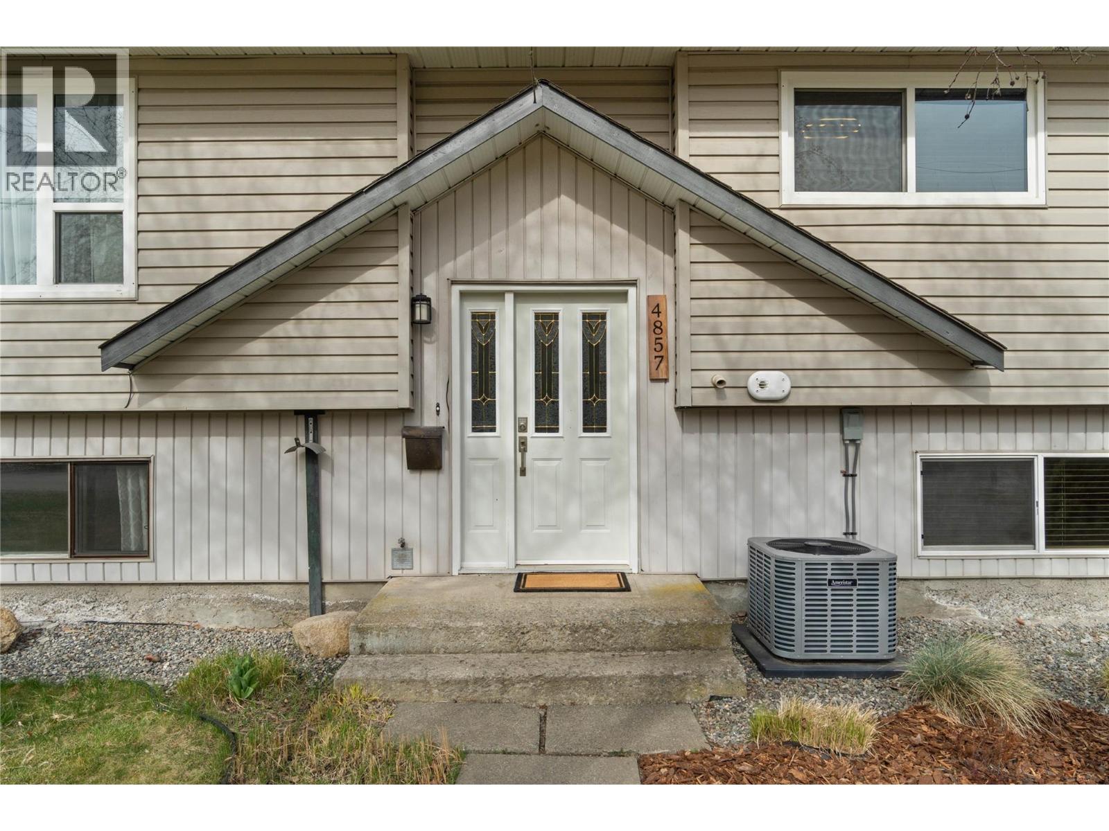 4857 BOLEAN Drive, Kamloops