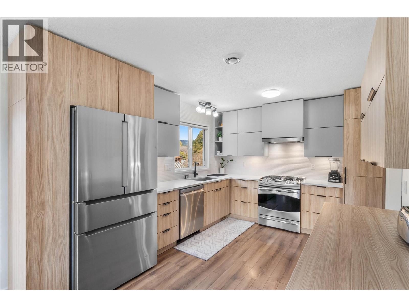 4857 BOLEAN Drive, Kamloops