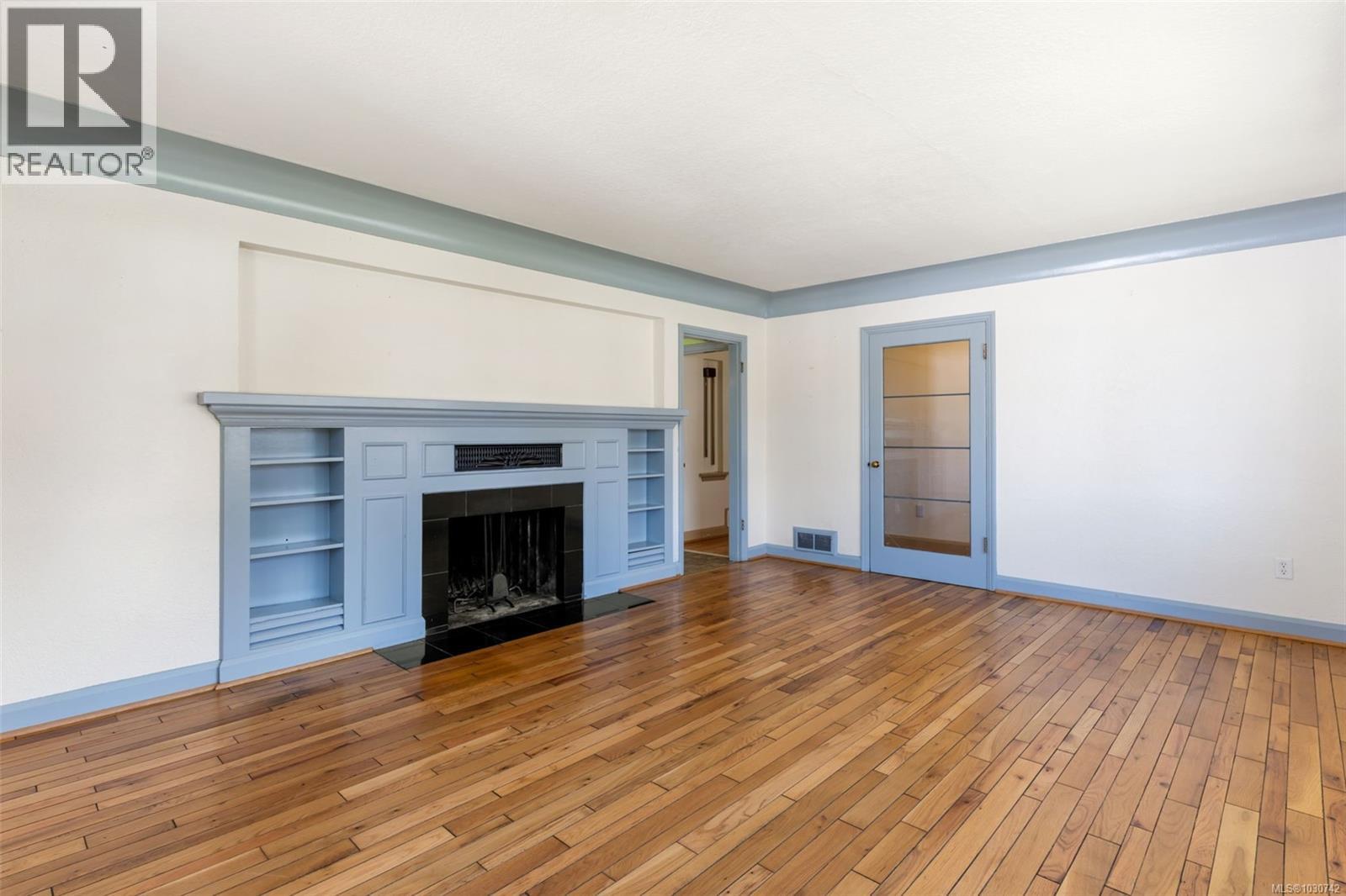 215 Suzanne Pl, View Royal