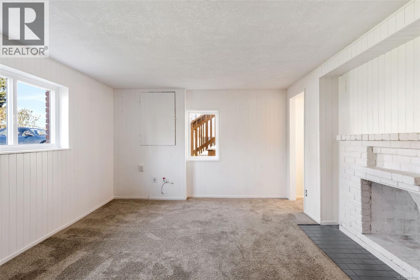 215 Suzanne Pl, View Royal