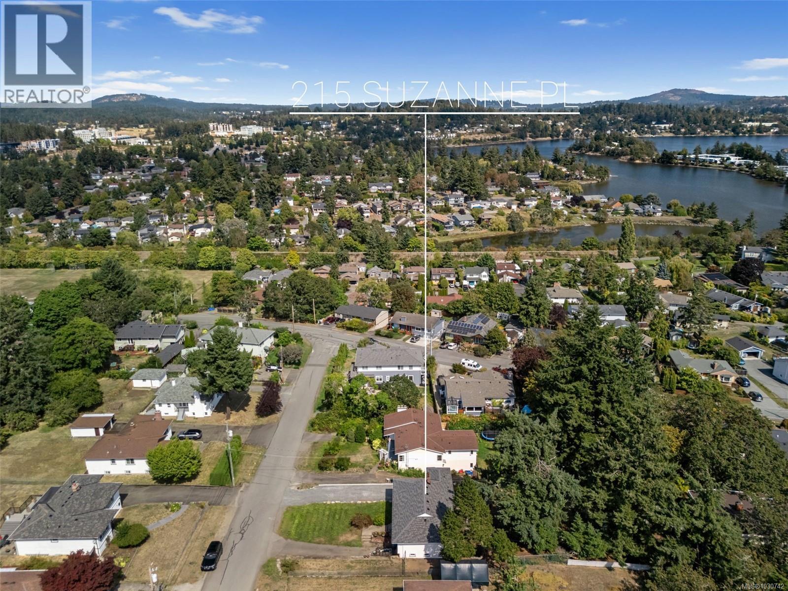 215 Suzanne Pl, View Royal