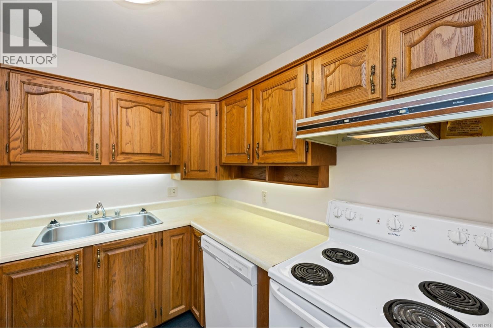 404 435 Festubert St, Duncan