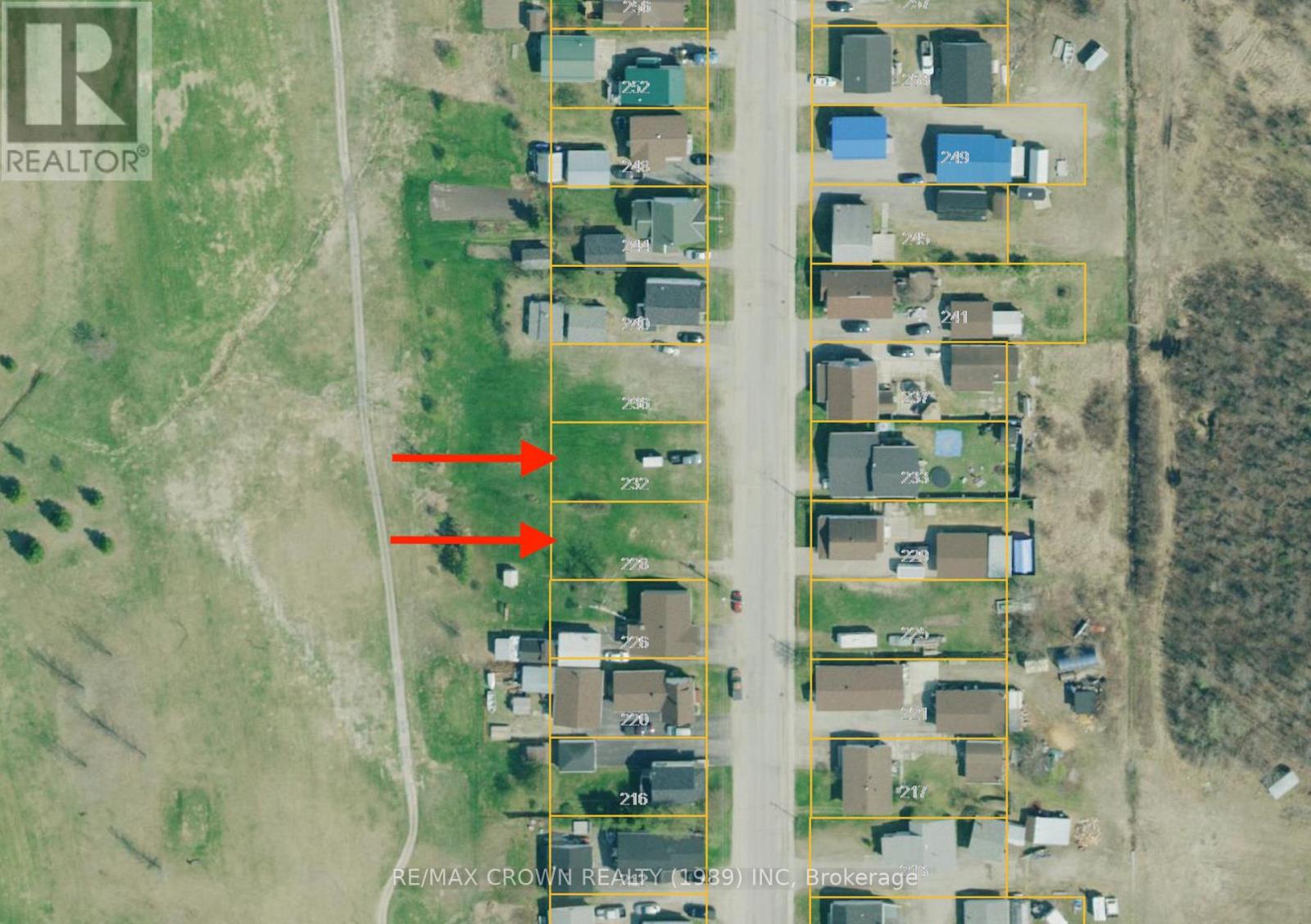 228-232 ROSS ROAD, Smooth Rock Falls (SRF) — photo 2